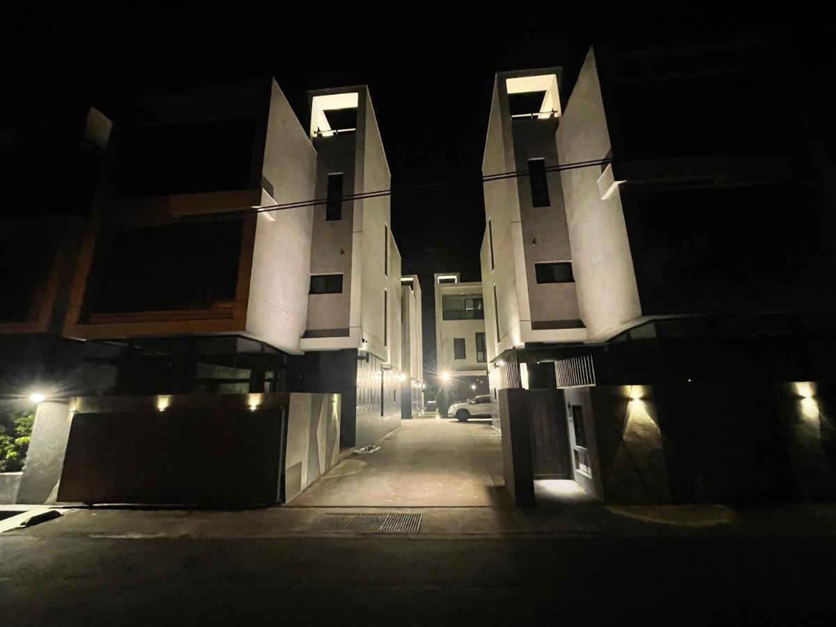 方興top會館 全新包棟電梯民宿 Sanxing Bagian luar foto