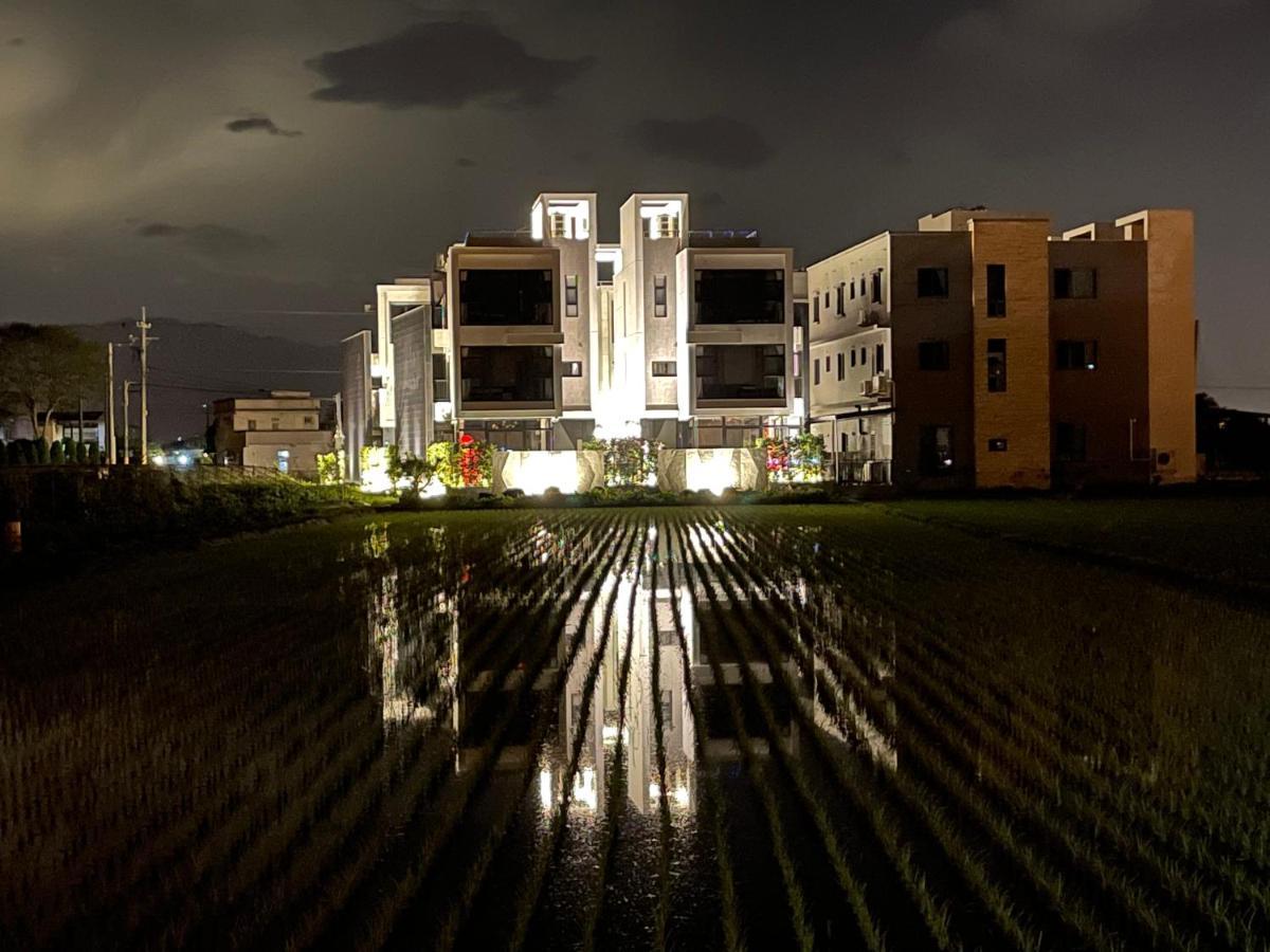 方興top會館 全新包棟電梯民宿 Sanxing Bagian luar foto