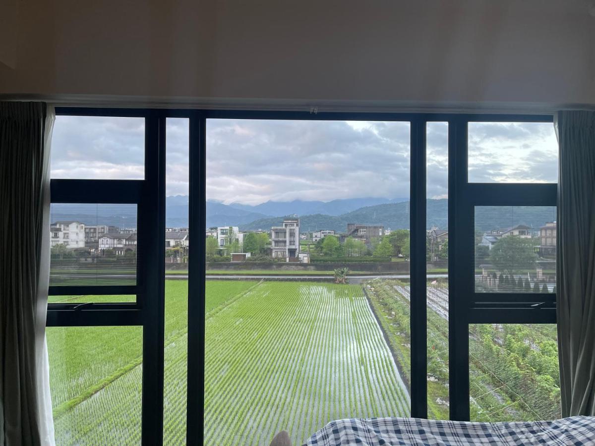 方興top會館 全新包棟電梯民宿 Sanxing Bagian luar foto