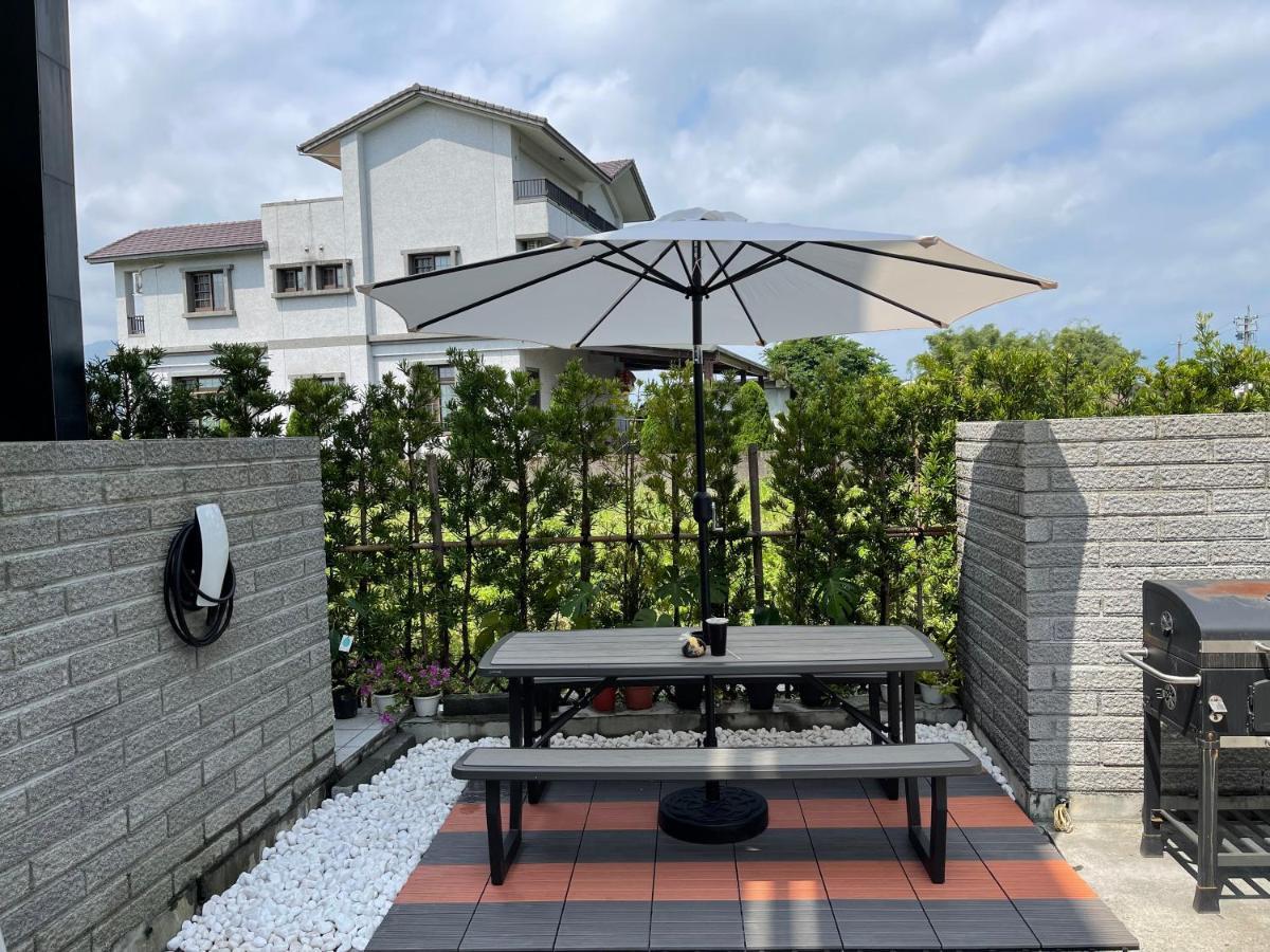 方興top會館 全新包棟電梯民宿 Sanxing Bagian luar foto
