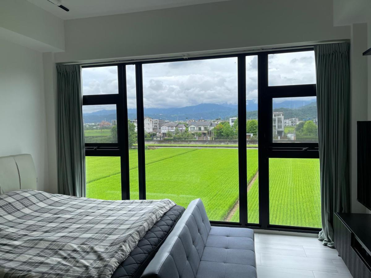 方興top會館 全新包棟電梯民宿 Sanxing Bagian luar foto